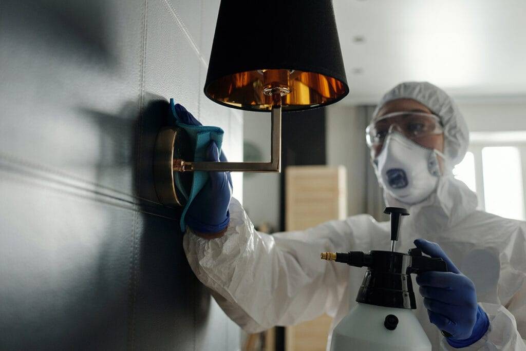 Cleans Up Crime Scene